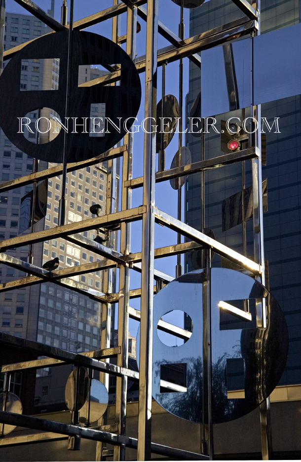 Sculpture at San Francisco Embarcadero